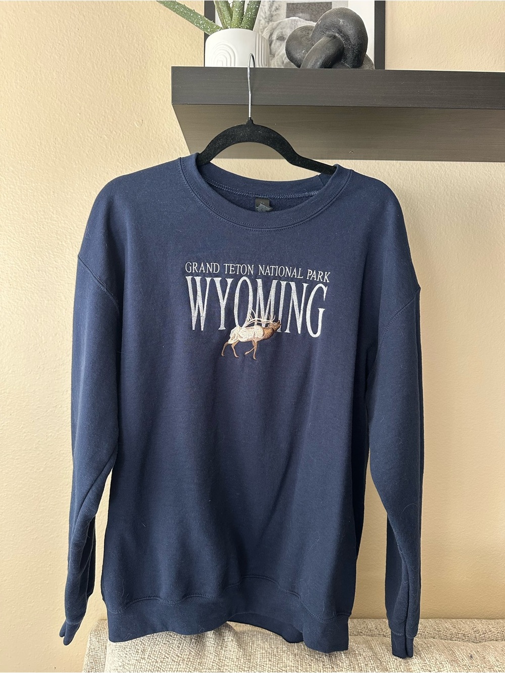 Gildan Navy Wyoming Grand Teton Crewneck Sweatshirt